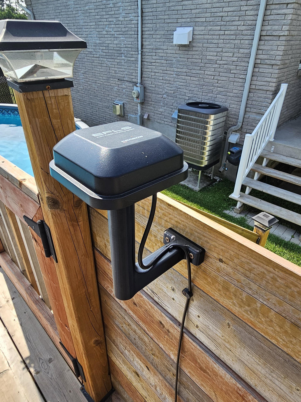 Segway navimow antenna holder